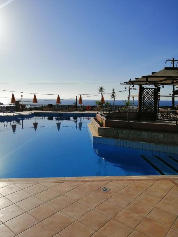 Bella Vista Hotel "By Checkin" Hersonissos  Eksteriør billede