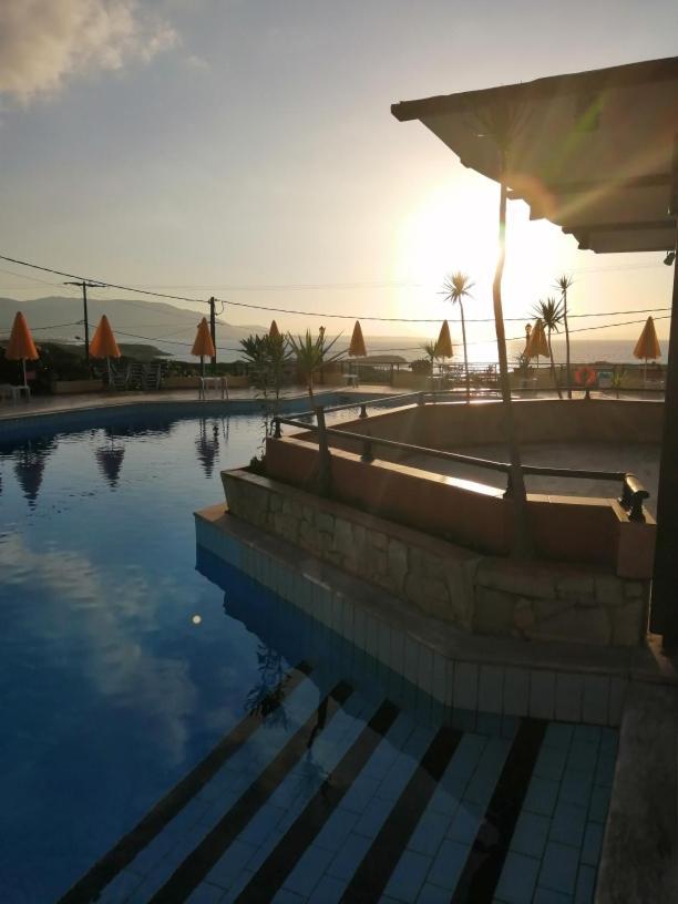 Bella Vista Hotel "By Checkin" Hersonissos  Eksteriør billede