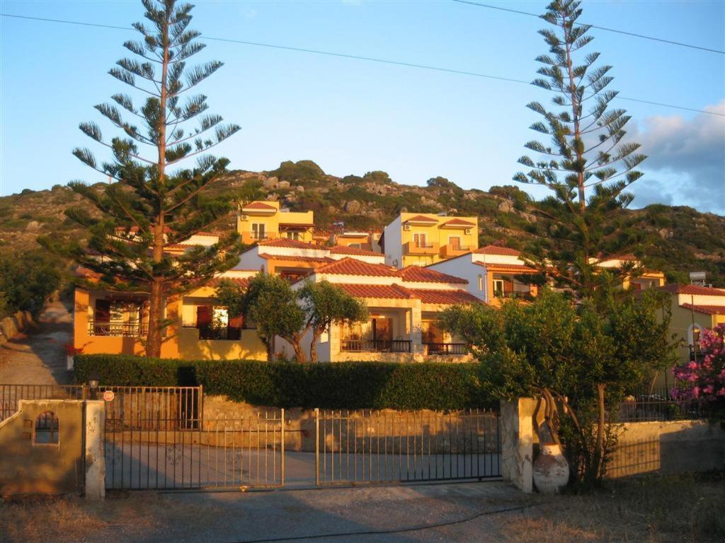 Bella Vista Hotel "By Checkin" Hersonissos  Eksteriør billede