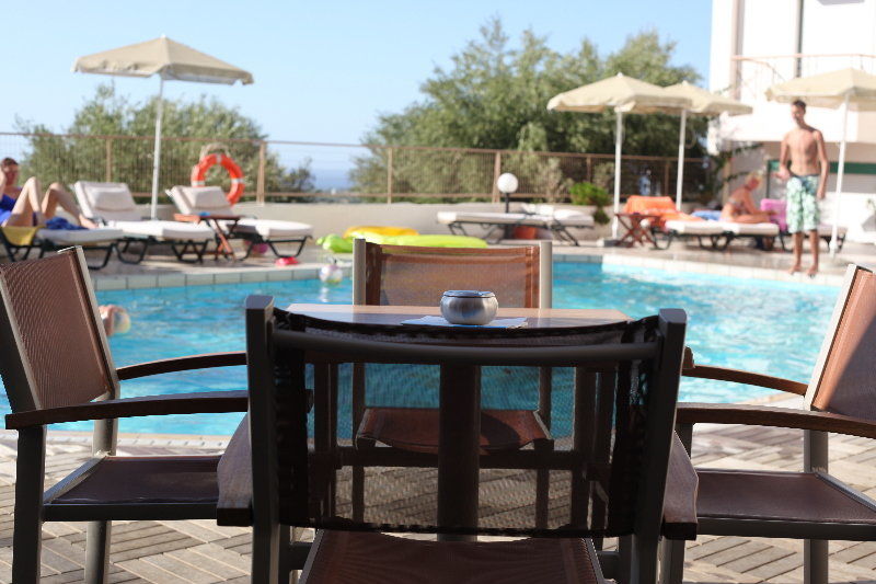 Bella Vista Hotel "By Checkin" Hersonissos  Eksteriør billede